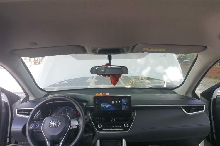 Used Toyota FRONTLANDER 2024 2.0L CVT Elite Edition Headliner