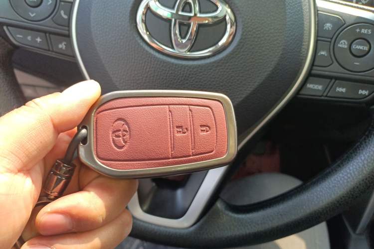 Used Toyota FRONTLANDER 2024 2.0L CVT Leading Edition Interior 1