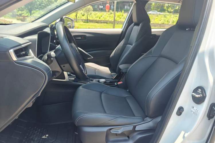 Used Toyota FRONTLANDER 2024 2.0L CVT Elite Plus Edition Interior 2