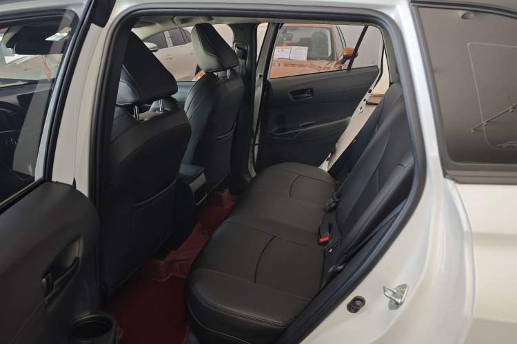 Used Toyota FRONTLANDER 2024 2.0L CVT Leading Edition Interior 2