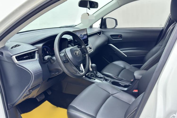 Used Toyota FRONTLANDER 2024 2.0L CVT Elite Edition Interior 3
