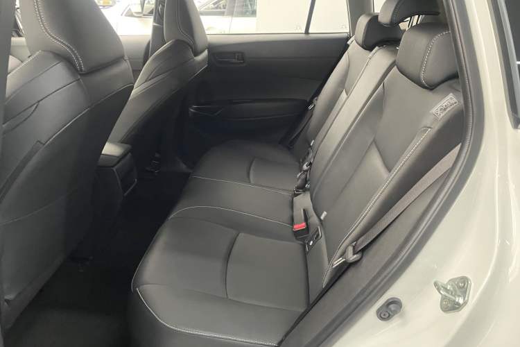 Used Toyota FRONTLANDER 2024 2.0L CVT Elite Plus Edition Interior 3