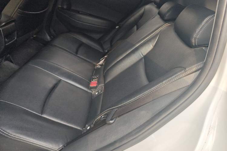 Used Toyota FRONTLANDER 2024 2.0L CVT Elite Edition Interior 4