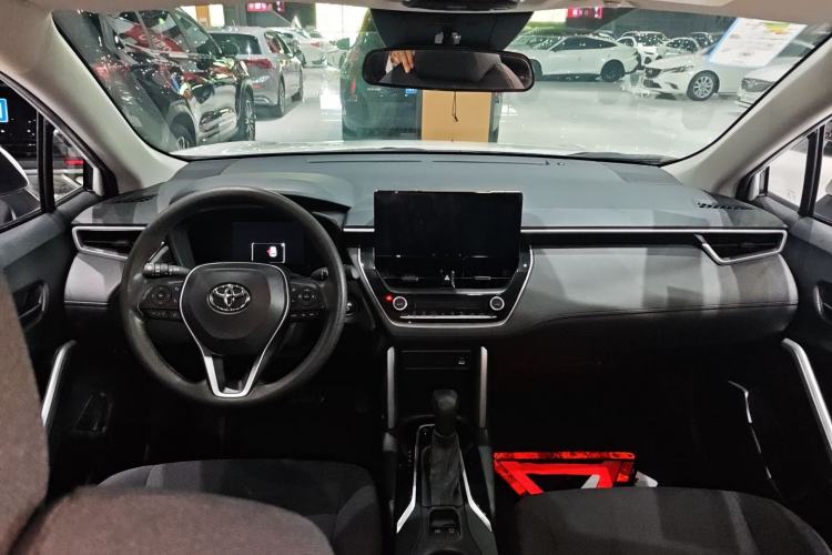 Used Toyota FRONTLANDER 2024 2.0L Smart Electric Hybrid Dual-Engine Leading Edition Interior 5
