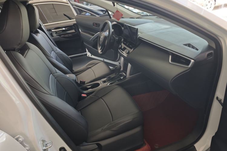 Used Toyota FRONTLANDER 2024 2.0L CVT Leading Edition Interior 5