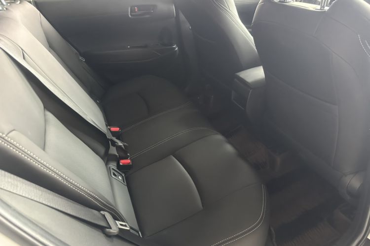 Used Toyota FRONTLANDER 2024 2.0L CVT Elite Edition Interior 9