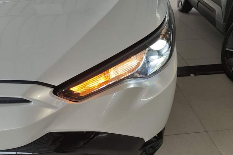 Used Toyota FRONTLANDER 2024 2.0L CVT Elite Edition Left Front Headlight