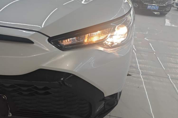 Used Toyota FRONTLANDER 2024 2.0L CVT Elite Plus Edition Left Front Headlight
