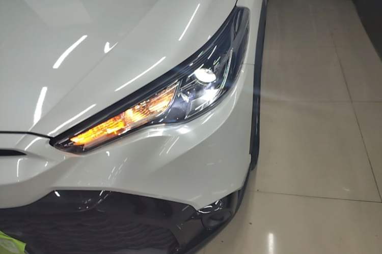 Used Toyota FRONTLANDER 2024 2.0L Smart Electric Hybrid Dual-Engine Leading Edition Left Front Headlight