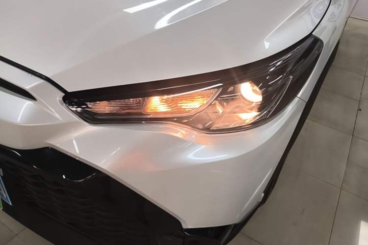 Used Toyota FRONTLANDER 2024 2.0L CVT Elite Plus Edition Left Front Headlight