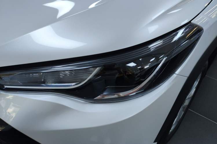 Used Toyota FRONTLANDER 2024 2.0L CVT Leading Edition Left Front Headlight