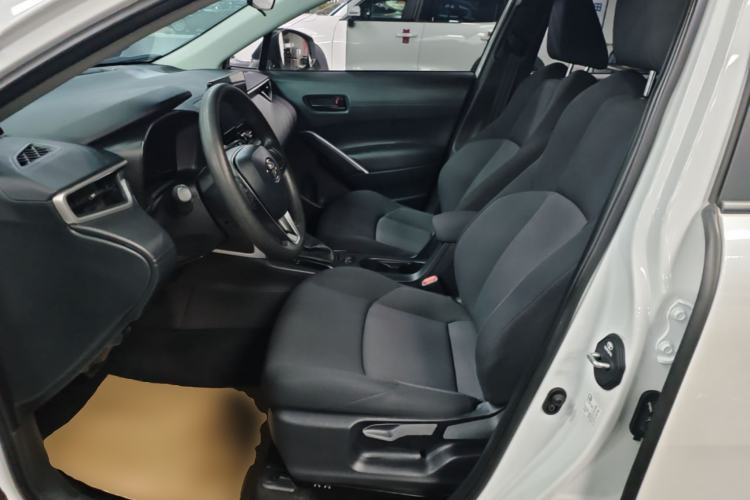 Used Toyota FRONTLANDER 2024 2.0L CVT Elite Edition Left Front Seat