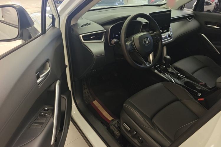 Used Toyota FRONTLANDER 2024 2.0L CVT Luxury Edition Left Front Seat