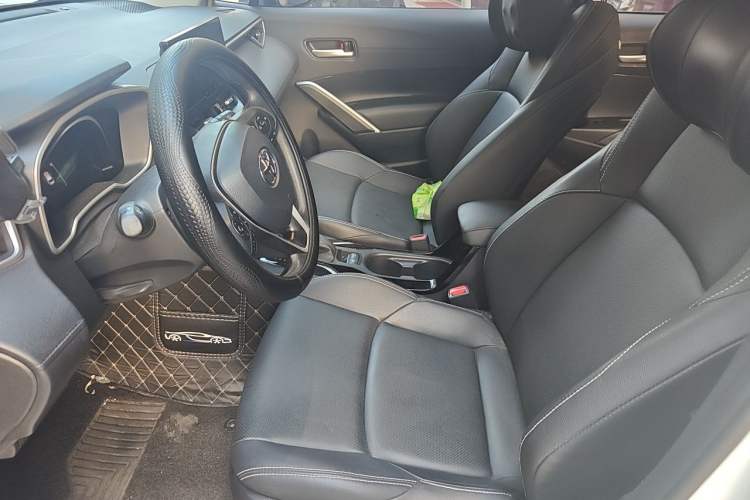 Used Toyota FRONTLANDER 2024 2.0L Smart Electric Hybrid Dual-Engine Luxury Edition Left Front Seat