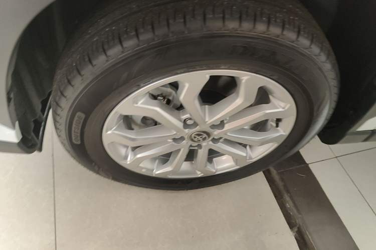 Used Toyota FRONTLANDER 2024 2.0L CVT Elite Edition Left Front Wheel Hub