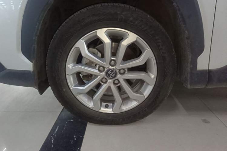 Used Toyota FRONTLANDER 2024 2.0L CVT Elite Edition Left Front Wheel Hub
