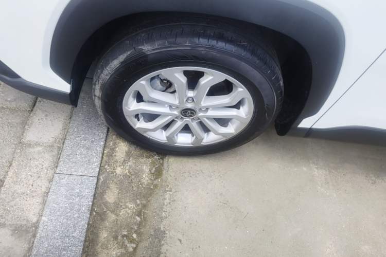 Used Toyota FRONTLANDER 2024 2.0L CVT Elite Plus Edition Left Front Wheel Hub