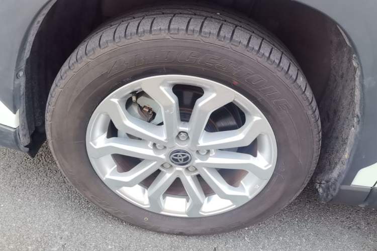 Used Toyota FRONTLANDER 2024 2.0L CVT Elite Edition Left Front Wheel Hub