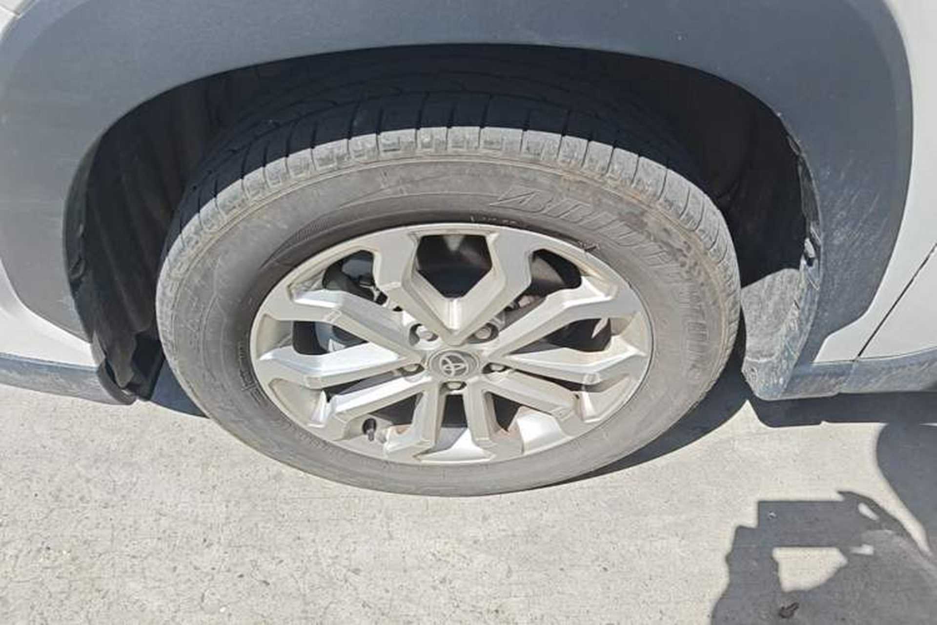 Used Toyota FRONTLANDER 2024 2.0L CVT Elite Plus Edition Left Front Wheel Hub