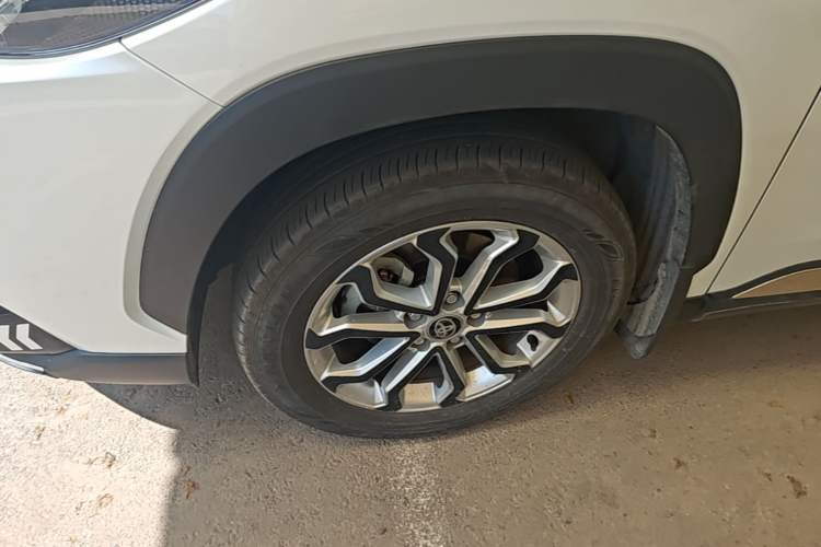 Used Toyota FRONTLANDER 2024 2.0L Smart Electric Hybrid Dual-Engine Leading Edition Left Front Wheel Hub