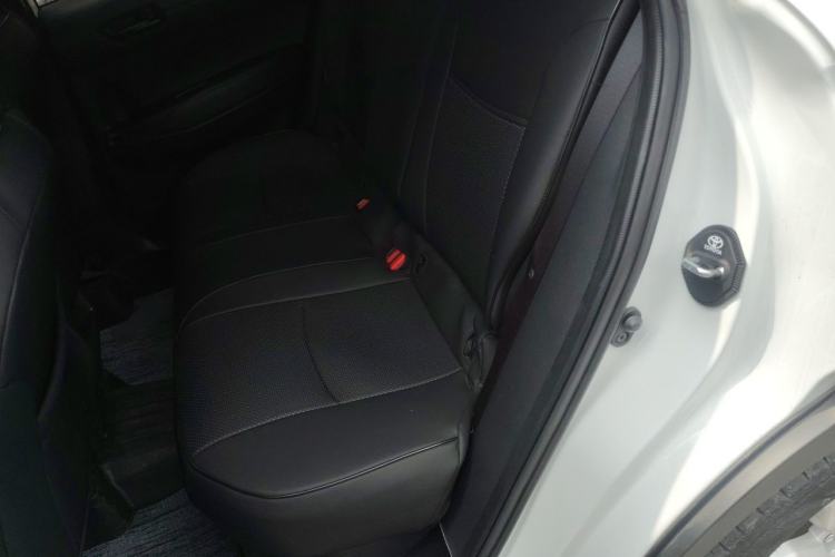Used Toyota FRONTLANDER 2024 2.0L Smart Electric Hybrid Dual-Engine Leading Edition Left Rear Seat