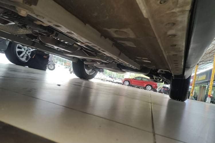 Used Toyota FRONTLANDER 2024 2.0L CVT Elite Edition Left Side Sill