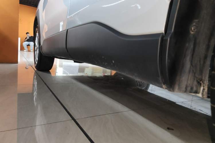 Used Toyota FRONTLANDER 2024 2.0L CVT Elite Plus Edition Left Side Sill