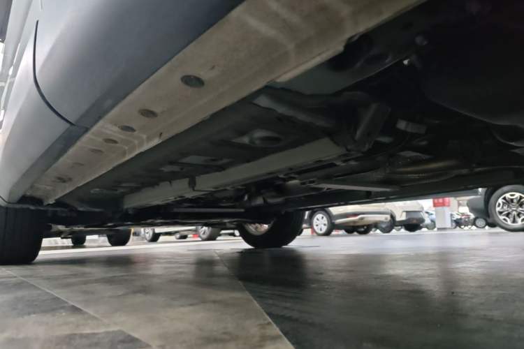 Used Toyota FRONTLANDER 2024 2.0L CVT Elite Edition Left Side Sill