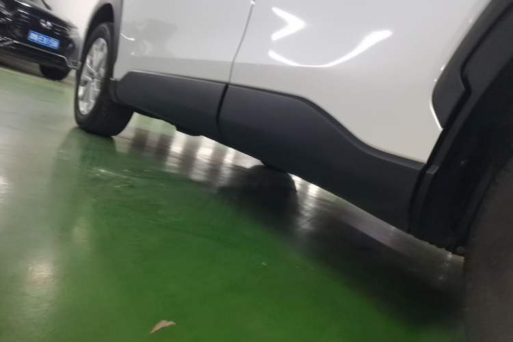 Used Toyota FRONTLANDER 2024 2.0L CVT Elite Plus Edition Left Side Sill