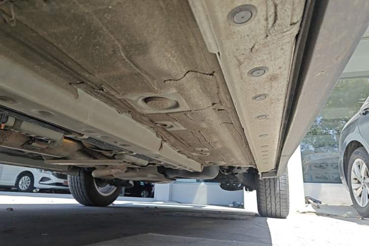 Used Toyota FRONTLANDER 2024 2.0L CVT Elite Plus Edition Left Side Sill