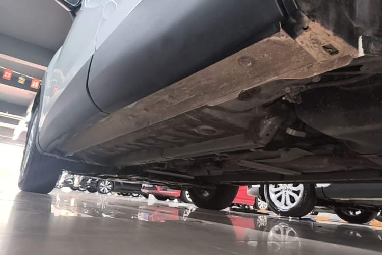 Used Toyota FRONTLANDER 2024 2.0L CVT Elite Plus Edition Left Side Sill