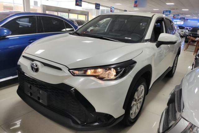 Toyota FRONTLANDER 2024 2.0L CVT Elite Edition d’occasion