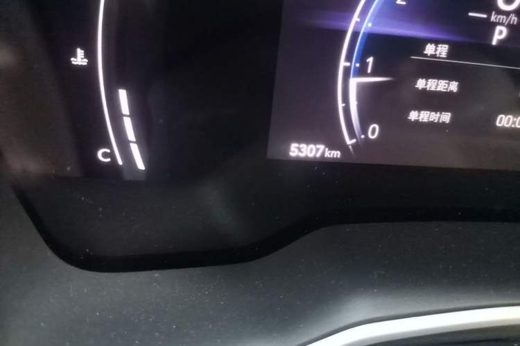 Used Toyota FRONTLANDER 2024 2.0L CVT Leading Plus Edition Odometer Close Up