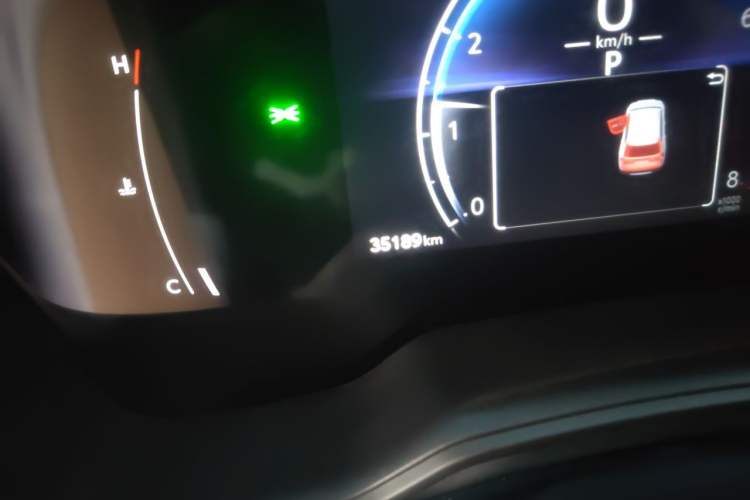 Used Toyota FRONTLANDER 2024 2.0L CVT Elite Edition Odometer Close Up