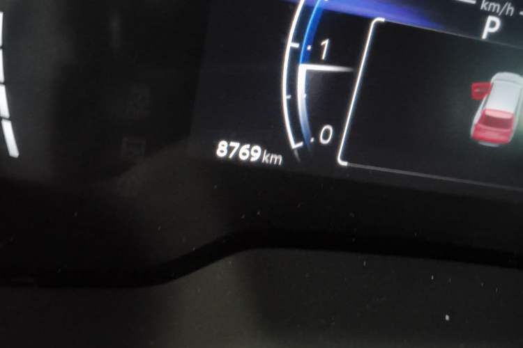 Used Toyota FRONTLANDER 2024 2.0L CVT Leading Edition Odometer Close Up