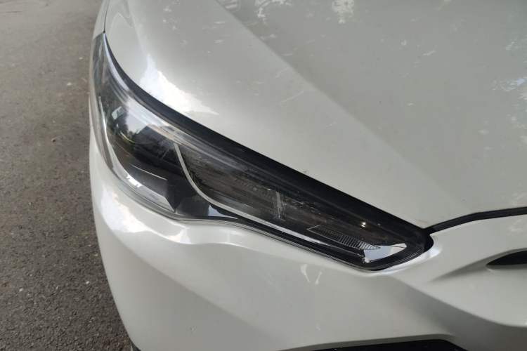 Used Toyota FRONTLANDER 2024 2.0L CVT Elite Plus Edition Right Front Headlight