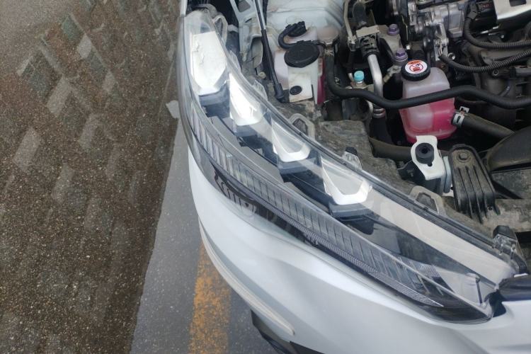 Used Toyota FRONTLANDER 2024 2.0L Smart Electric Hybrid Dual-Engine Luxury Edition Right Front Headlight