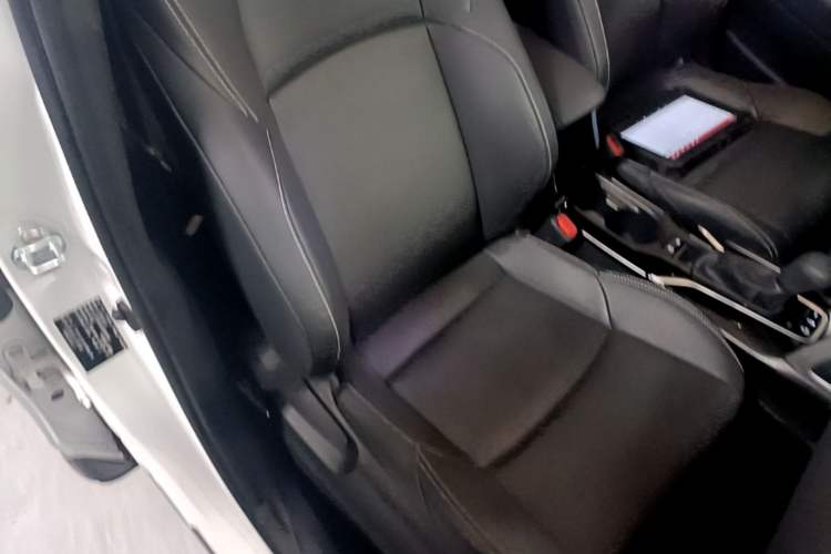 Used Toyota FRONTLANDER 2024 2.0L CVT Elite Plus Edition Right Front Seat