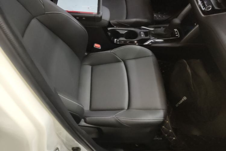 Used Toyota FRONTLANDER 2024 2.0L CVT Leading Plus Edition Right Front Seat