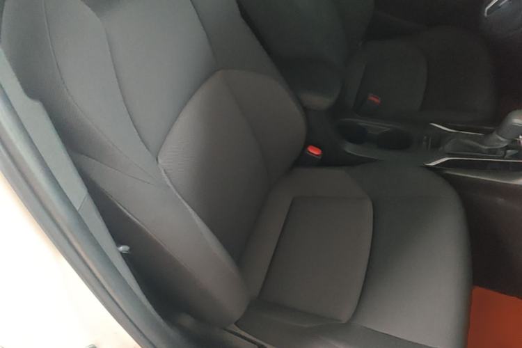 Used Toyota FRONTLANDER 2024 2.0L CVT Leading Edition Right Front Seat