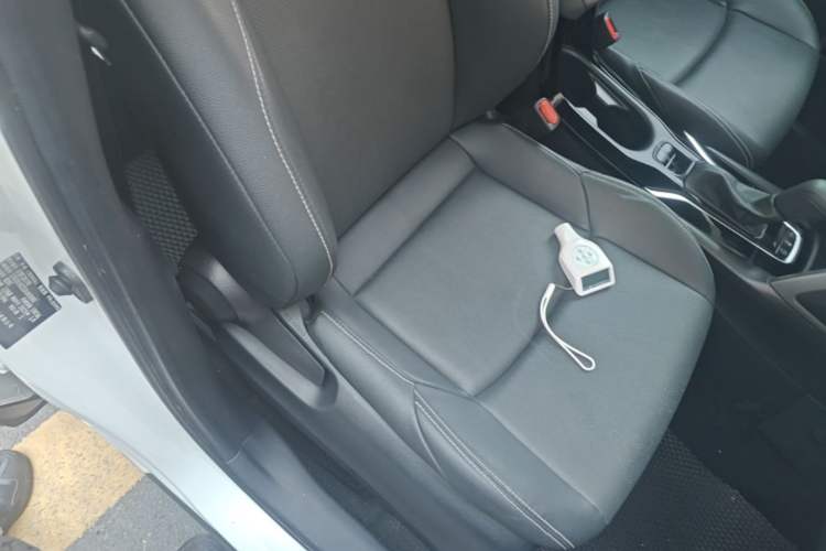 Used Toyota FRONTLANDER 2024 2.0L CVT Elite Plus Edition Right Front Seat