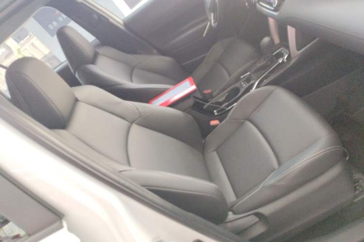 Used Toyota FRONTLANDER 2024 2.0L CVT Elite Edition Right Front Seat