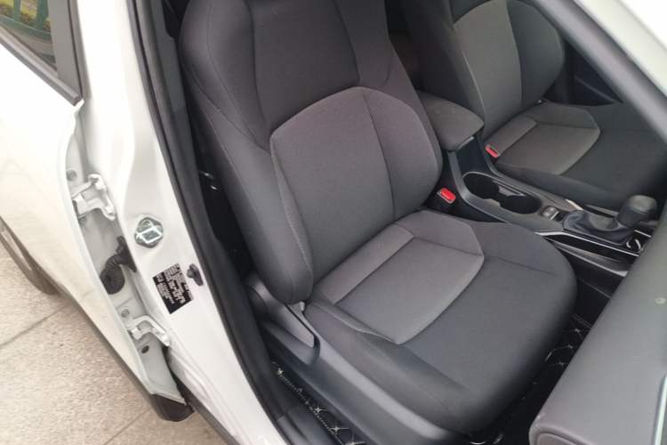 Used Toyota FRONTLANDER 2024 2.0L CVT Elite Edition Right Front Seat