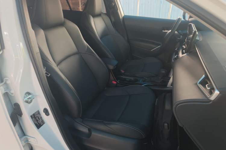 Used Toyota FRONTLANDER 2024 2.0L CVT Luxury Edition Right Front Seat