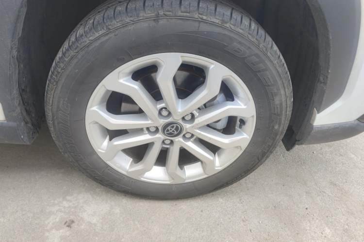 Used Toyota FRONTLANDER 2024 2.0L CVT Elite Plus Edition Right Front Wheel Hub