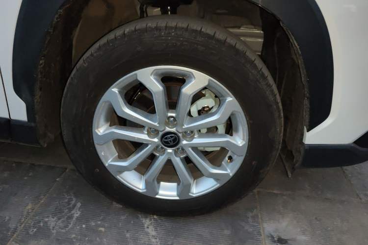 Used Toyota FRONTLANDER 2024 2.0L CVT Leading Edition Right Front Wheel Hub