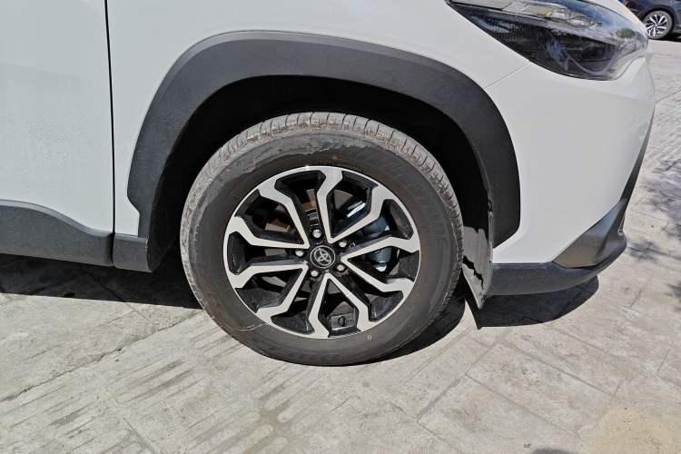 Used Toyota FRONTLANDER 2024 2.0L CVT Luxury Edition Right Front Wheel Hub