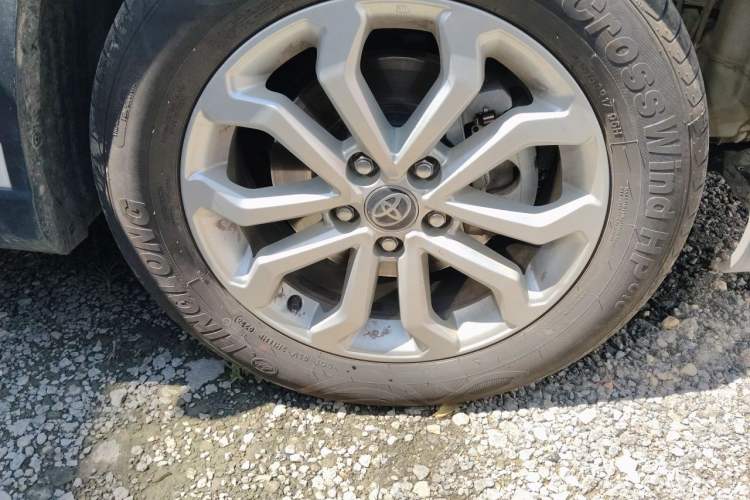 Used Toyota FRONTLANDER 2024 2.0L CVT Elite Edition Right Front Wheel Hub