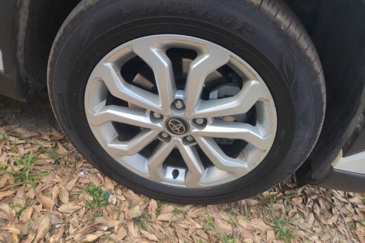 Used Toyota FRONTLANDER 2024 2.0L CVT Elite Edition Right Front Wheel Hub