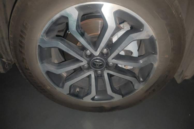 Used Toyota FRONTLANDER 2024 2.0L CVT Luxury Edition Right Front Wheel Hub